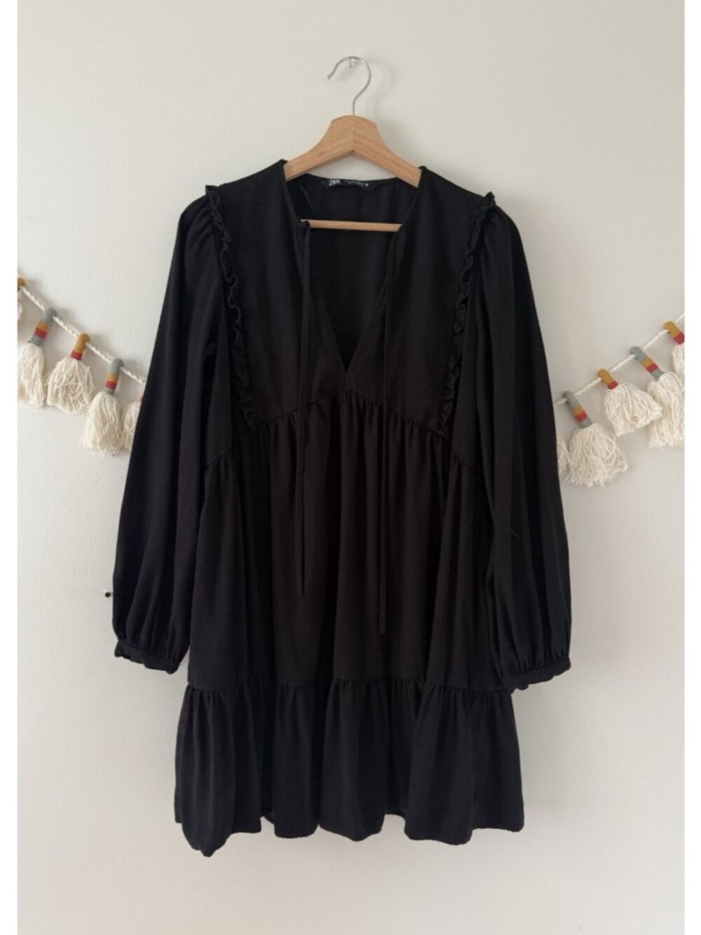 Zara Ruffle Pleated Long Sleeve Babydoll Tiered Mini Dress Boho Beachy M